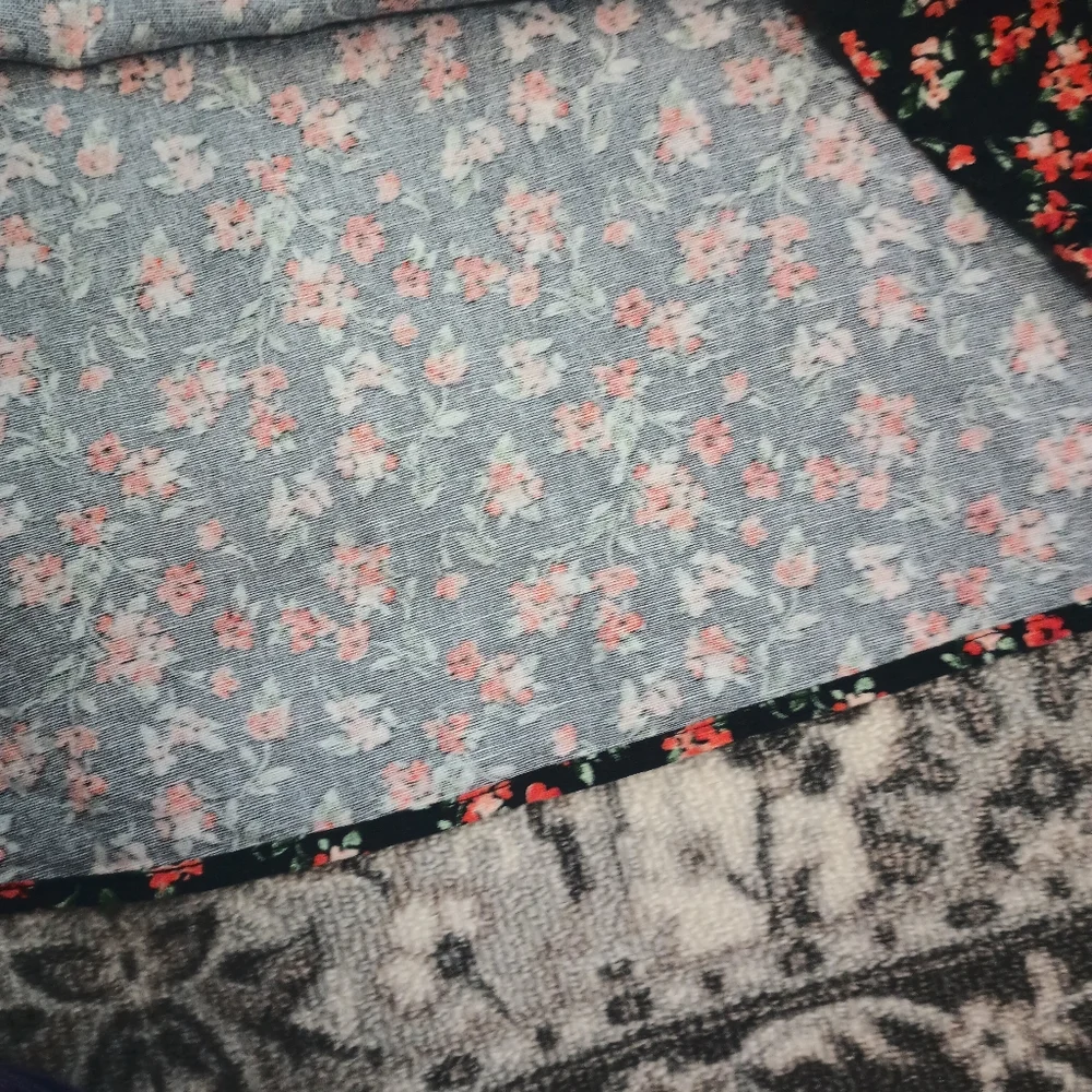 Old Navy Linen Mini Dress Small Ditsy Floral Smocked Cottage Preppy Americana - Picture 10 of 16